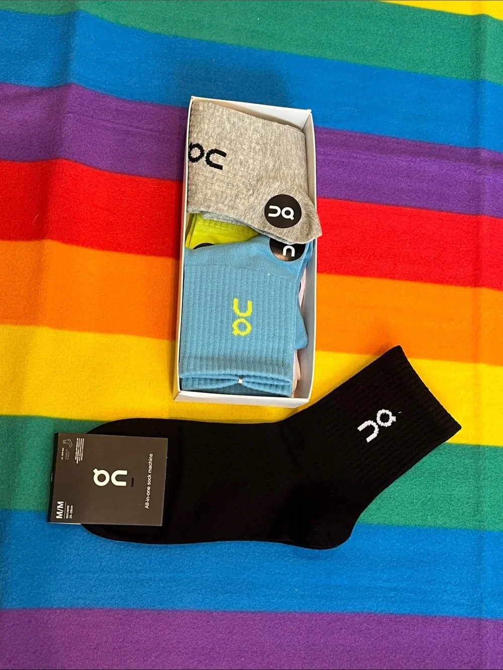 On Running Socks 5 Pair, Neon Yellow, Light Blue, Gray, White, Black, New in Box